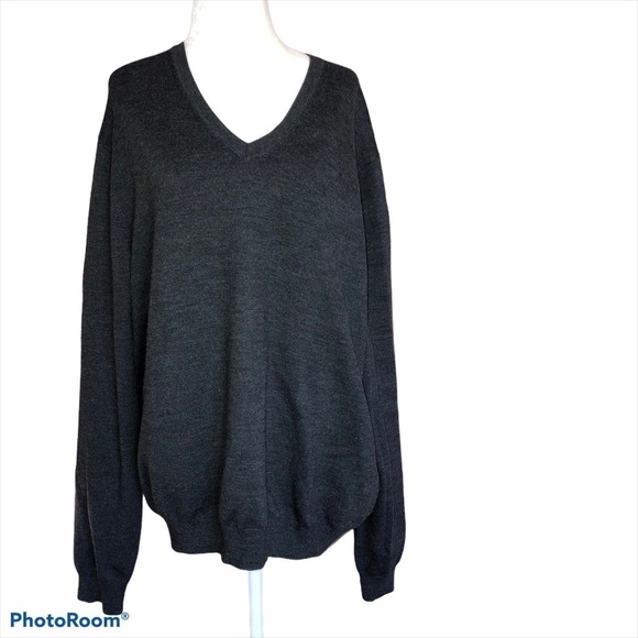 BROOKS BROTHERS Gray Merino Wool V-neck Sweater Size Large - Picture 1 of 6